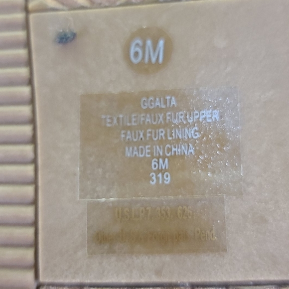 SIZE 6M Faux fur upper By Guess Dk Tan - Picture 12 of 13